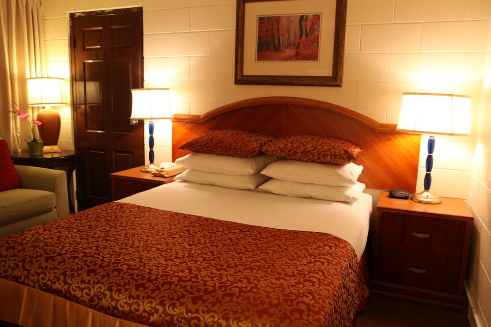 Arcadia Hotel Gering Luaran gambar