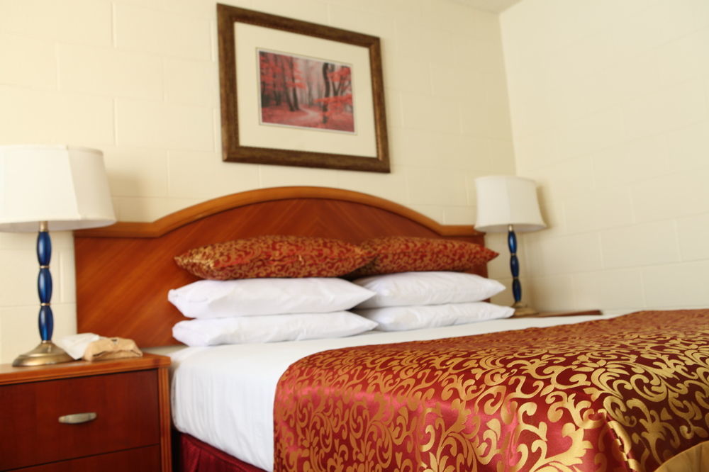 Arcadia Hotel Gering Luaran gambar
