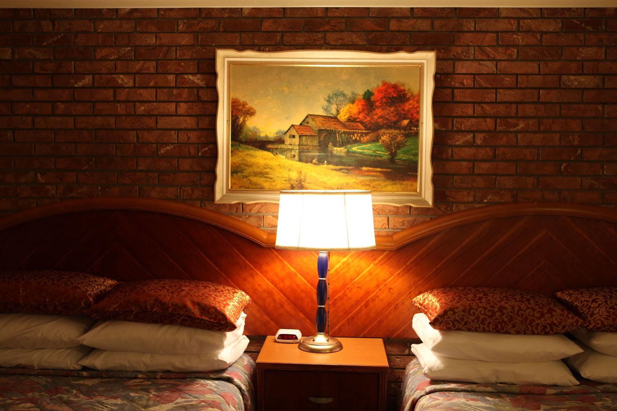 Arcadia Hotel Gering Luaran gambar