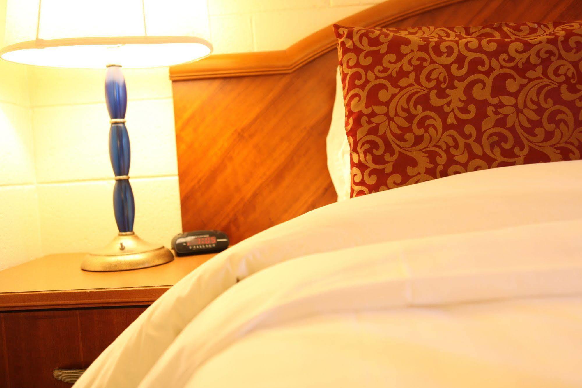 Arcadia Hotel Gering Luaran gambar